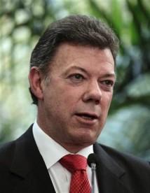 Juan Manuel Santos 69% Antanas Mockus 27.