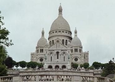 Famous Basilica of the Sacred Heart of Jesus of Paris.