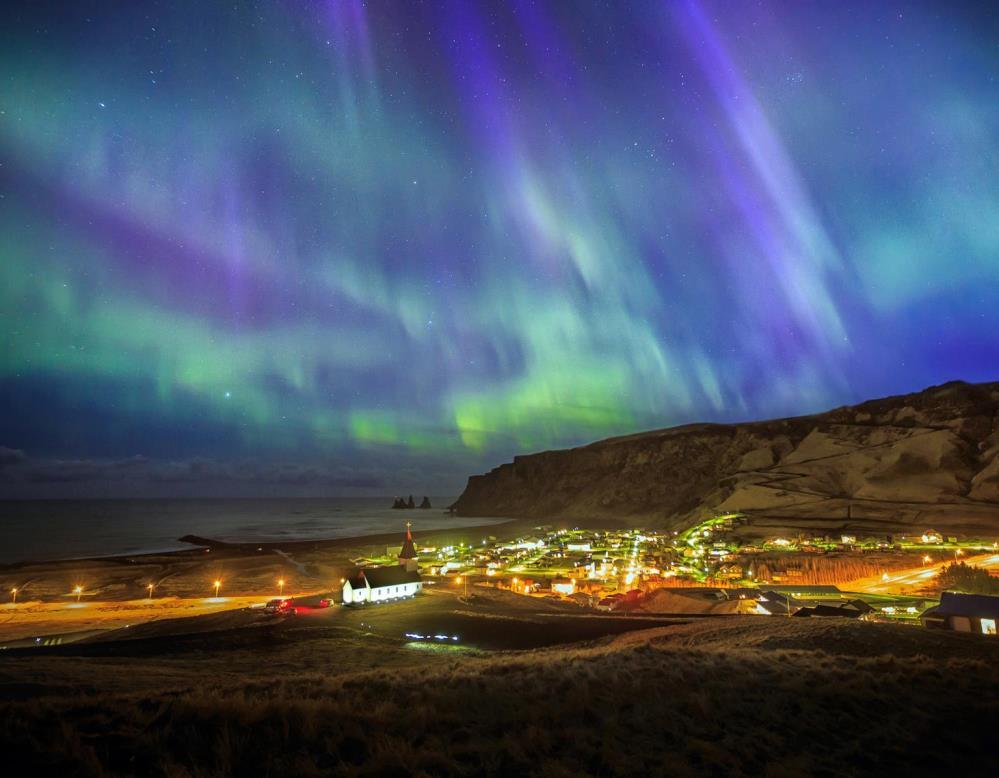 Long's Travel Service presents Iceland's Magical Northern Lights October 28 November 3, 2019 For