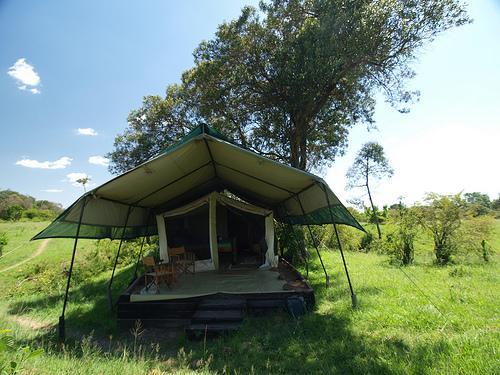 Offbeat Mara Camp is a six tent semi-permanent camp.