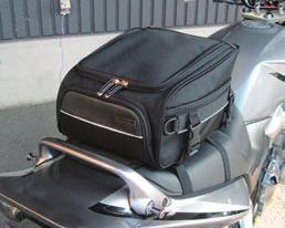 B A G SERIES RSB308 EXTRA LARGE SEAT BAG.50 NEW Pocket on top cover for map storage. External pocket on back side. Internal mesh pocket.