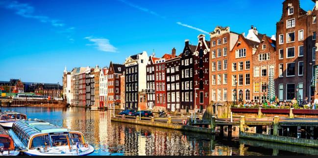 (Transfer times around 8:30AM and 11:30 AM) Johanne Dion and Don Belford will be on site all along the tour and they will organize excursions from Amsterdam.