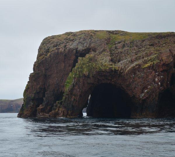 FAIR ISLE Fair Isle sits approximately half way between the Orkney and Shetland archipelagos around 24 miles to the south of Shetland. At times the island can be cut off for weeks due to poor weather.