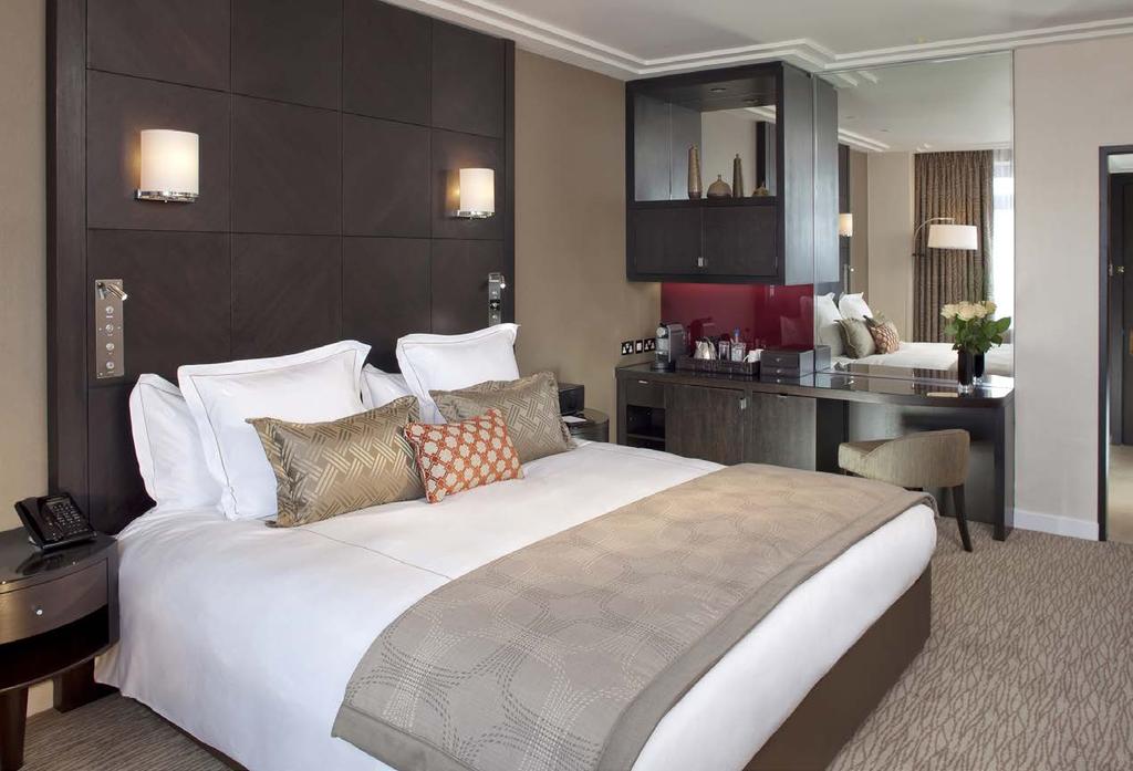 Guest Rooms and Suites The hotel s 216 guest rooms and suites offer comfort and elegance in one of London s most exclusive locations.
