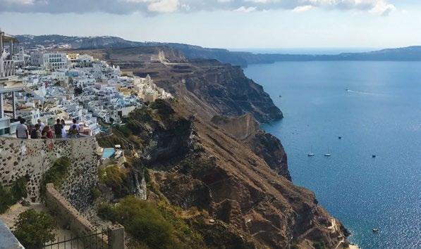 Santorini Poseidon Tour FLEXIBLE COMPREHENSIVE 10 Days Discover more than just the ancient sites of Athens with this 10 day tour, which takes you to some of the most popular Greek islands.