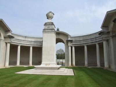 The cemetery was designed by Sir Edwin Lutyens (Note: Not listed in 1919 Annual Mistley Saunders, H SAUNDERS, HARRY Private, 24508 9 th Bn, Essex Regiment 18 th July 1917 Age: 23 Arras Pas de Calais,