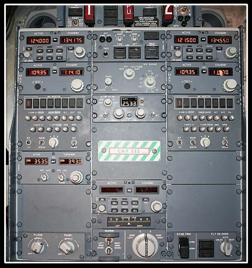Centre Aisle Panel VOR 1 VOR 2 ADF 1 Pre Flight You may fly the simulator detail from the left or right seat. This is your choice.