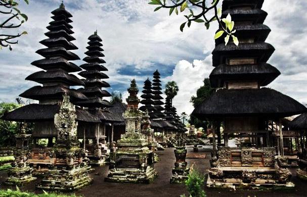 4.5.3. Bali Cultural Trip Day Saturday, July 19 (7 hours) After breakfast, we pick up you at your lobby hotel.
