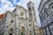 BEST OF RENAISSANCE AND MEDIEVAL FLORENCE WALKING TOUR This guided walking tour starts from the San Lorenzo Central market area which surround the Medici Chapels and the Basilica of San Lorenzo - the