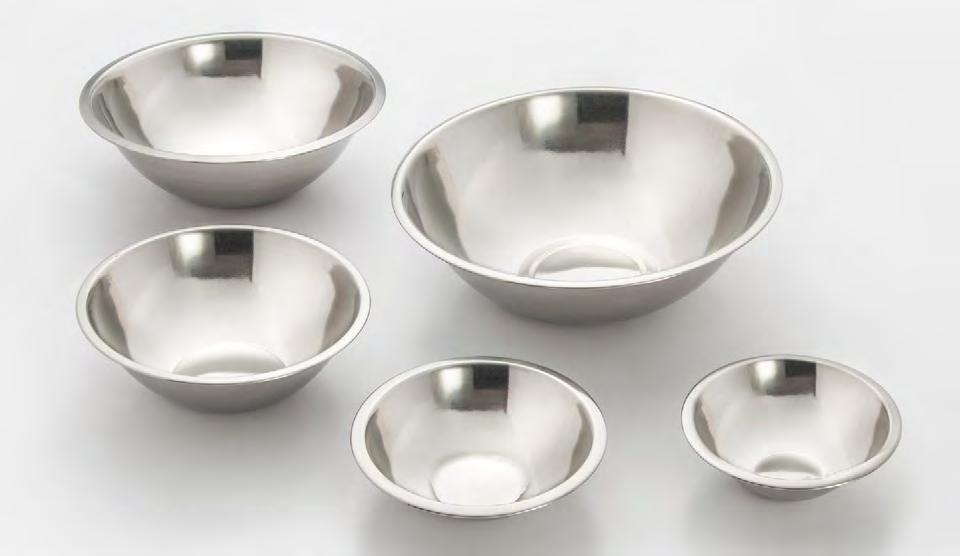 217-221 MIXING BOWLS 217-0.75 Qt 218-1 Qt 219-2.25 Qt 220-4.25 Qt 221-6 Qt 717 - Set of 5 Constructed in stainless steel for durability and easy cleaning.