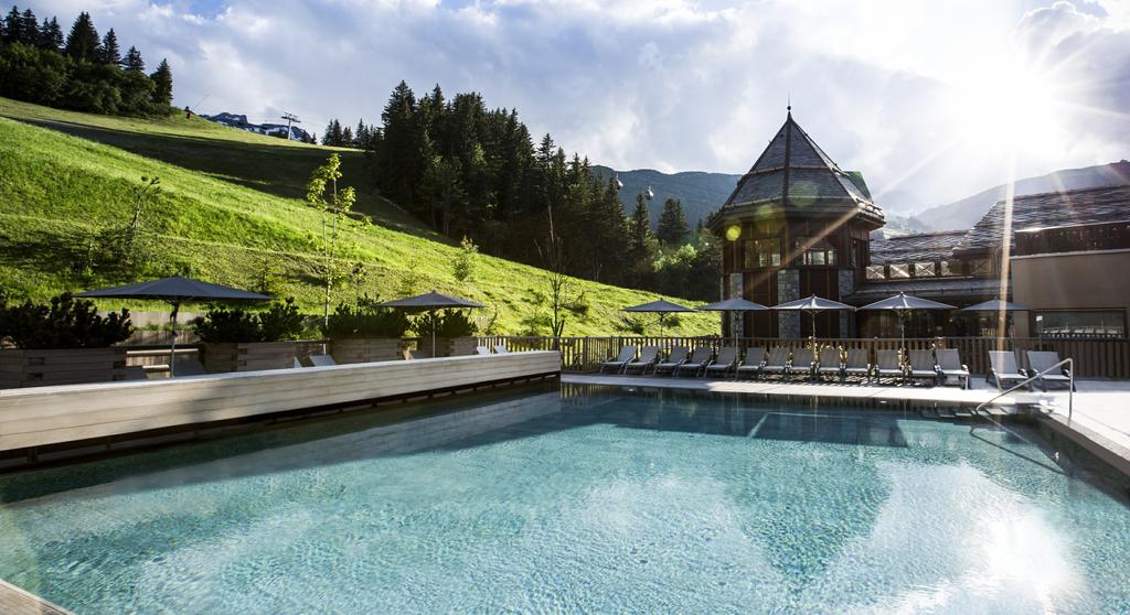 THE VALMOREL CHALET-APARTMENTS Facilities Swimming pools