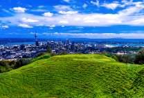 Eden hill, Tamaki Drive, Bastion Point and Harbour bridge for a stunning view of Hauraki Gulf