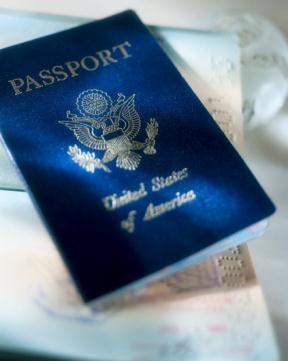 TRAVELERS DON T MIND PROVIDING PASSPORT DETAILS FOR A FACILITATED JOURNEY 86% interested in providing an airline with their passport details in advance to allow a smoother journey 91% interested in