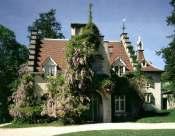 Choose from, Sunnyside, the 19th century estate of Washington Irving, creator of Rip Van Winkle and The Legend of Sleepy Hollow ; Philipsburg Manor, the 18 th Century center and country home of a