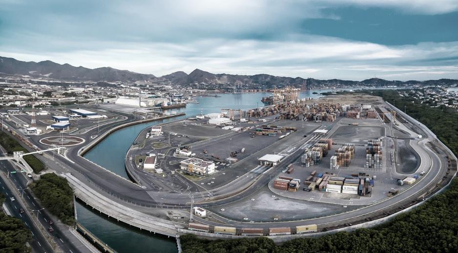 Port of Manzanillo 11 Infrastructure Projects 1. Containers Terminal II (First Stage) 2. General Cargo & Ro Ro Terminal (Yard 15) 3.