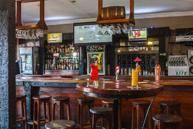 In the vibrant multi-cultural town of Bela Bela is Elephant Springs Hotel, offering value-for-money accommodation in 54 airconditioned rooms, each with en suite bathroom.