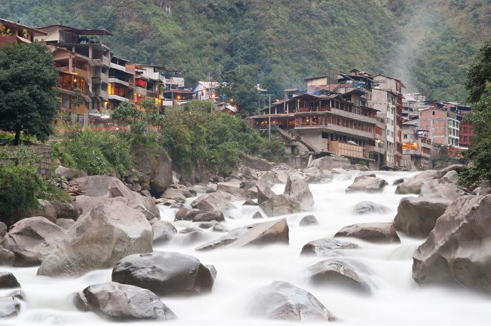 DAY 9: LUCMABAMBA - AGUAS CALIENTES Today you will tackle the final day of the trek to Aguas Calientes.