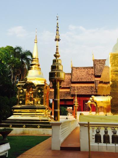 temples we are visiting. 09.15 HRS. ETA at Chiang Mai Int l Airport 10.30 HRS.
