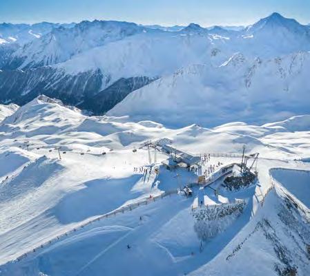(20% difficult, 45% intermediate, 35% easy) Extensive snowmaking facilities Boarders Paradise snowboarding fun park, permanent half-pipe, snowboarding events Separate carving slope near the Idjoch