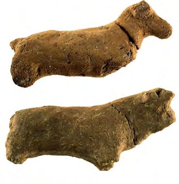 Figure 7. Bull fig - rines from Protoarchaic votive deposit in Trench A3200. Photo Ch. Papanikolopoulos.