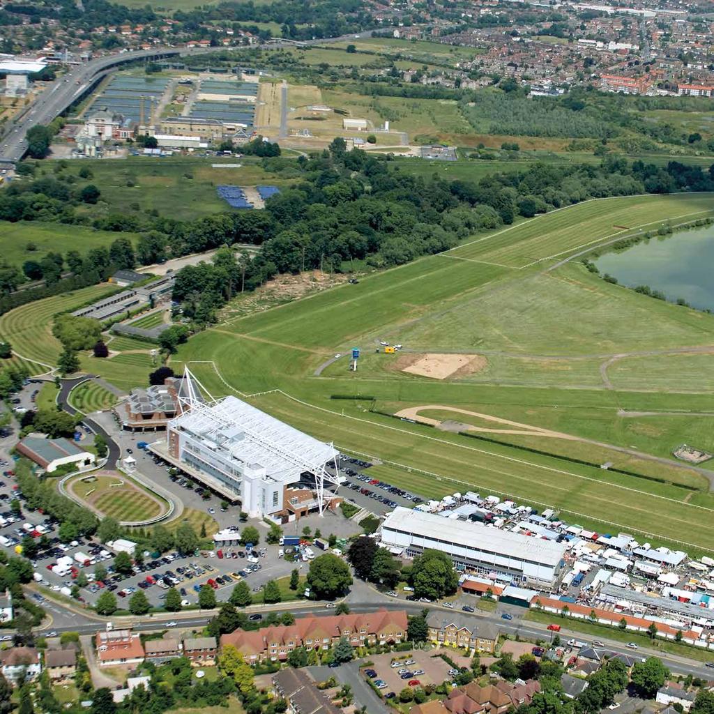 KEMPTON PARK EXHIBITIONS HOW TO FIND US HOW TO FIND US Kempton Park is one of London s closest racecourses, just 16 miles from the city of London.