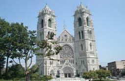 The fifth largest cathedral in North America and the seat of the Roman Catholic Archdiocese of Newark. Pope John Paul II visited the Cathedral in 1995.