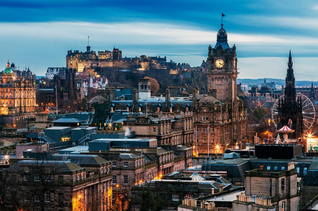 DAY BY DAY ITINERARY D17 EXPLORE EDINBURGH After what is sure to be a late night (!), today you are free to enjoy Edinburgh at your leisure.