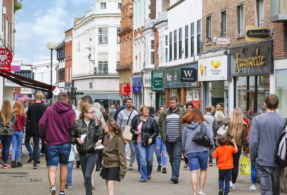 17-19 SILVER STREET & 5 HARPUR STREET, BEDFORD, MK40 1SY PRIME HIGH STREET RETAIL INVESTMENT SUE RYDER DEMOGRAPHICS The total population within the Bedford primary catchment area is 322,000 and the