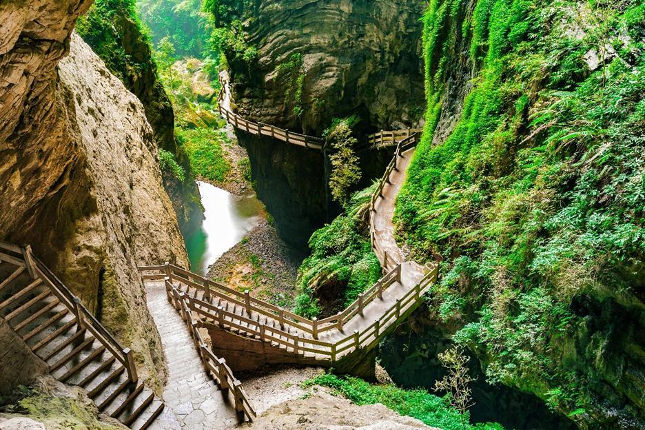 magnificent and delightfully undiscovered example of China s resplendent nature.
