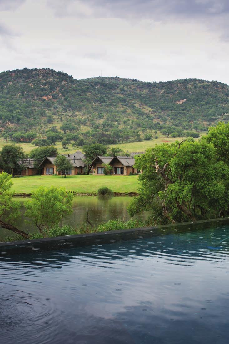 With sweeping views over the Zwartkops mountain range and fly fishing dams, Kloofzicht Lodge epitomizes five star luxury in a relaxed country environment.