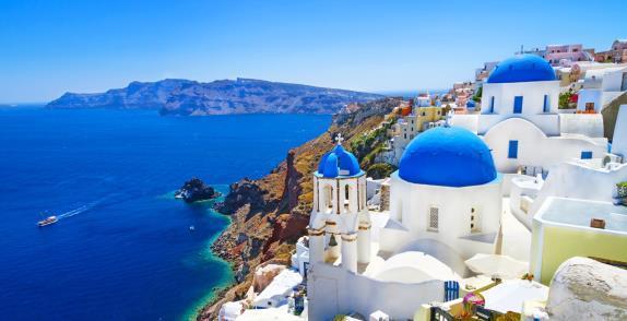 TRAVELZOO PACKAGE HOLIDAY CASE STUDY 15-day trip to Greece generated 357,000 THE CAMPAIGN + Top 20 deal ran January 2014 to 1.
