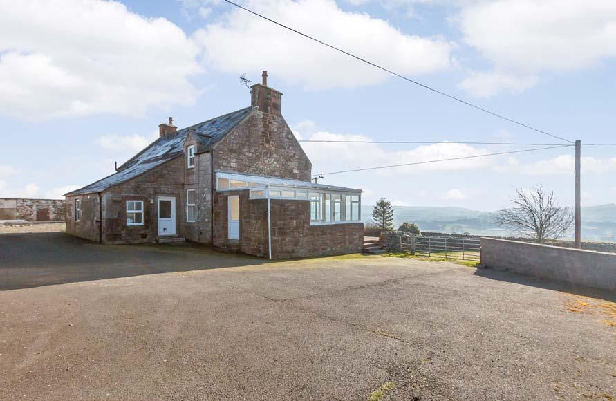 Woodhead Farmhouse PENPONT, THORNHILL, DUMFRIESSHIRE, DG3 4BN A traditional Farmhouse in superb condition with an exceptional southerly outlook over the Keir Hills. Penpont 0.5 miles, Thornhill 2.