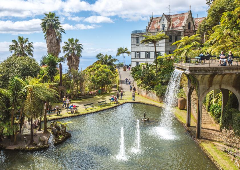 H Afternoon When you are in the Old Town, don t miss the chance to take the cable car that connects Funchal to Monte, one of the most sought-after places in Funchal.