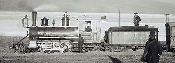 The second photo below shows the same loco but with a taller sand-dome BLW builder's photo, source unknown. DIBAM photo archive at Biblioteca Nacional in Santiago.