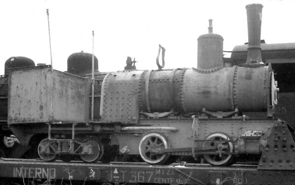 It must clearly have been a conventional O&K well tank, probably of 20 or 30hp, but has been rebuilt at some time into an 0-4-4T with an additional back tank.