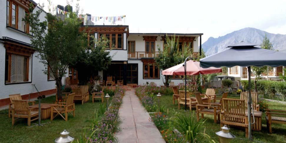 hotelstendelnubra.com/ 30/1 June Leh Hotel Nalanda Ladakh Deluxe Room 1 http://www.hotelnalandaladakh.