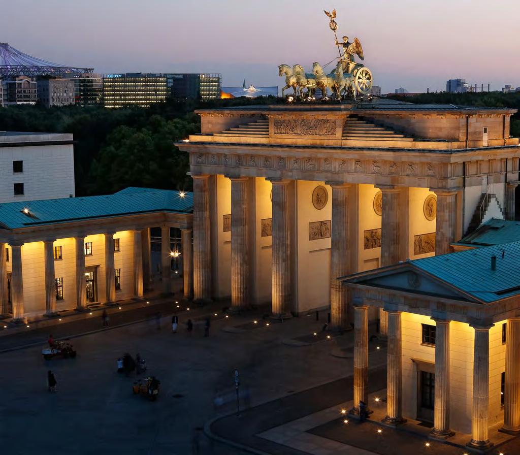 CITY ACTIVITIES FOR GROUPS INSIDER KNOWLEDGE Guided city tours Experience the city like a local with expert guided tours from Berlin natives: insider access to the best eats, art and nightlife;