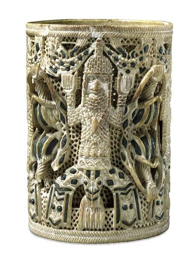 Ivory armlet for the Oba of