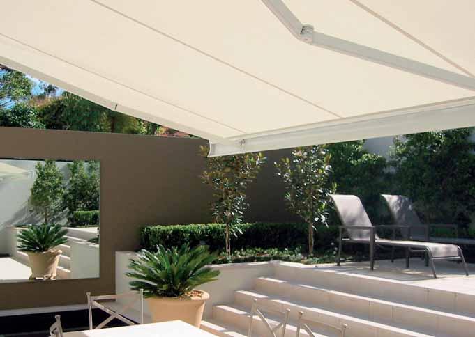 safe timeless beautiful markilux 3300/3300 pur markilux 3300 / 3300 pur The full cassette awning