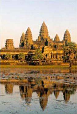 76 Angkor Wat Šiva sa kosom