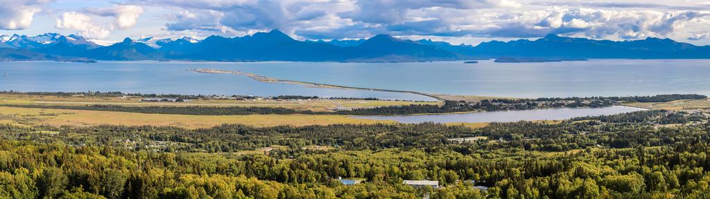 What to know about Homer Welcome to Homer, Alaska, on stunning Kachemak Bay!