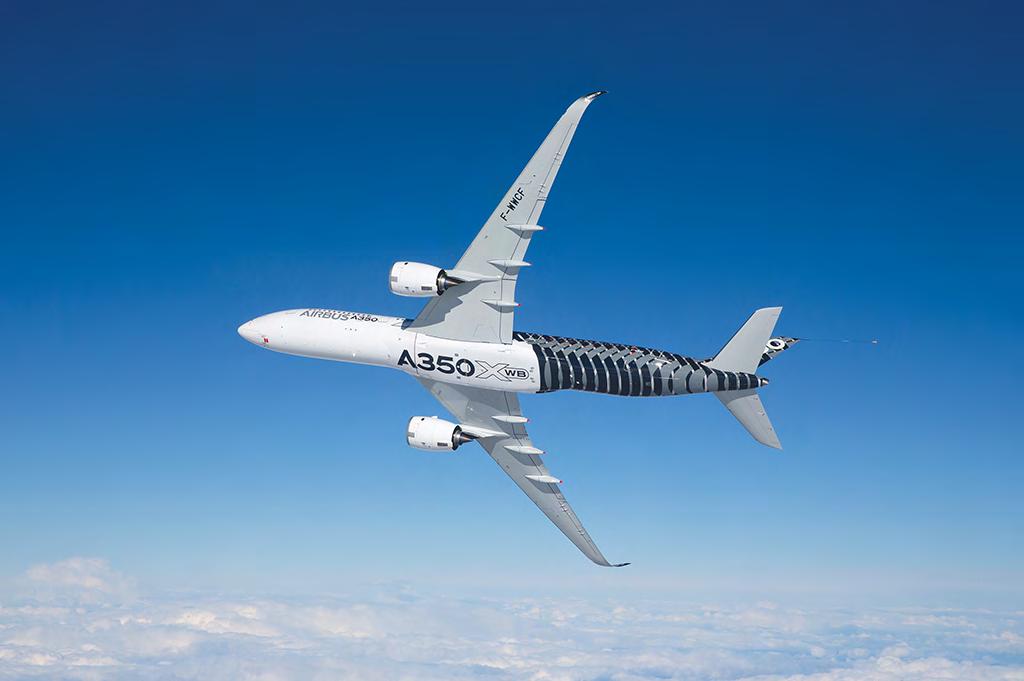 Flying The A350: Airbus s Most Technologically Advanced Airliner Passenger comfort, operating economics and systems safety are all part of the appeal of Airbus s new big twin Aviation Week Fred