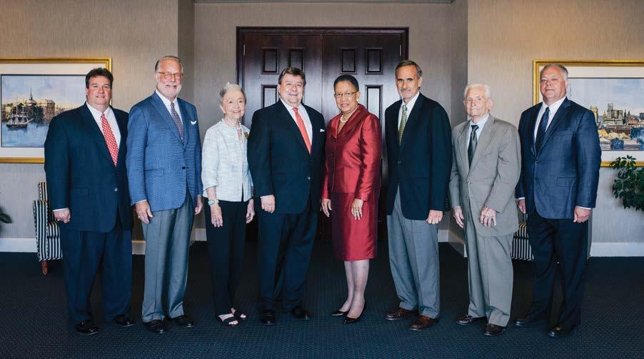 COMMISSION & STAFF VISION The Vision of the Savannah Airport Commission is to provide safe, secure and efficient facilities, to provide air service and to promote the economic development of the