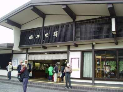 Tsumago-shuku and Magome-shuku are situated at the border of Gifu and Nagano Prefectures.