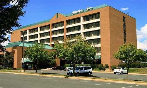 Competitive Set Hotel Name Hampton Inn Manassas Address 7295 Williamson Blvd, Manassas VA Rooms: 125