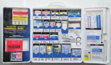 FIRST AID KITS Easy refill OSHA compliant products FAK 50 KIT Cleansers 20 - Alcohol Pads 10 - Antiseptic Wipes (2 Boxes) 1-1 oz.