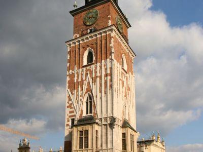 Copyright by GPSmyCity.com - Page 6 - E) Town Hall Tower (must see) Slanting just about 55 centimeters, the Town Hall Tower stands proudly as Krakow s own Leaning Tower.