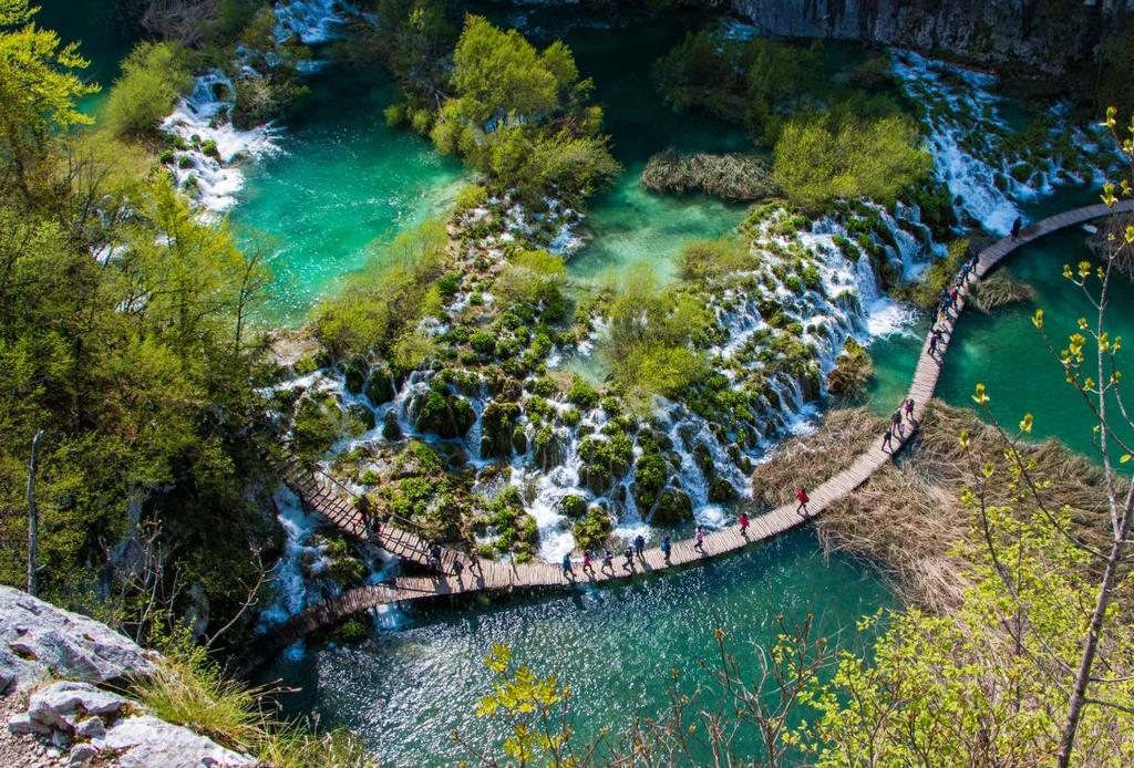 Coast Express Ideal 3 night tours visiting Plitvice Lakes National Park for all arriving in Zagreb or Venice and heading to Croatia s coastline!