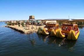 about 100 self-fashioned floating islands made from reeds in Lake Titicaca near Puno.