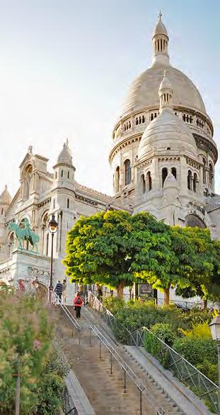 PARIS Top 50 Tourist Attractions Basilique du Sacré-Coeur The Basilique Sacré-Coeur (Basilica of the Sacred Heart) is a Roman Catholic church, made a basilica in 1919 after World War I.